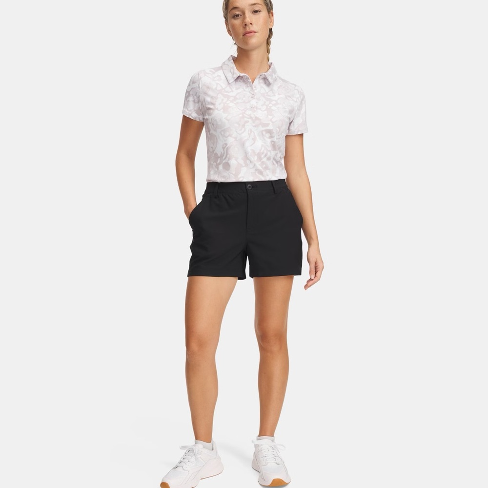Under Armour Black Golf Shorts Athletic Fit Size 4